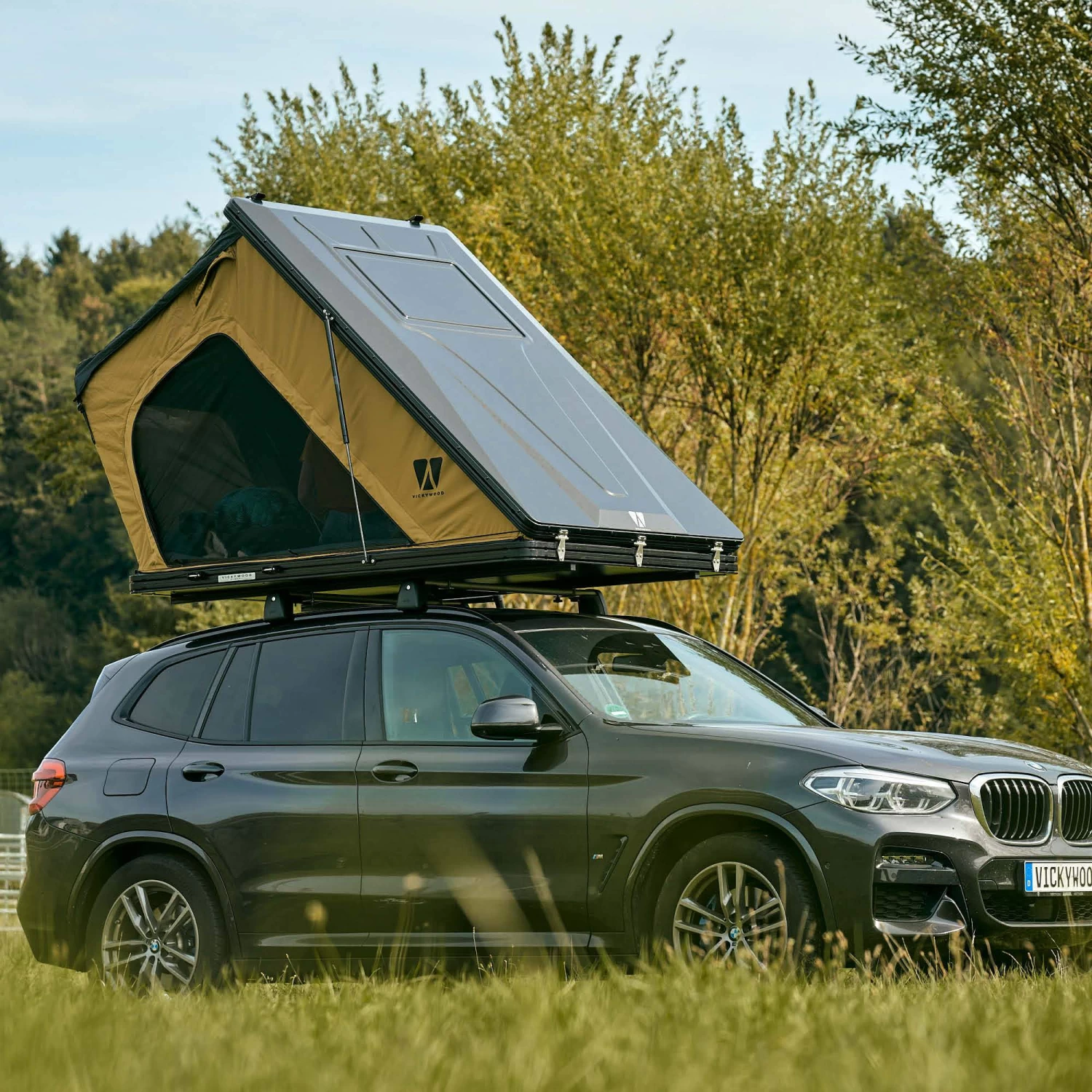 ALUMINUM HARD SHELL ROOF TENT CUMARU 135 - Dachzelt 16 ALUMINUM HARD SHELL ROOF TENT CUMARU 135 - Dachzelt – Bild 16