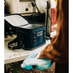 Yeti Coolers HOPPER FLIP 12 SOFT COOLER - Kühltasche -Online Camping Angebote 5638039364 h hopper flip 12 soft cooler yeti coolers 24